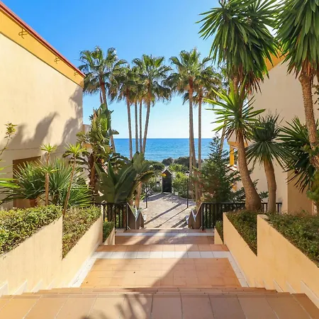 Romana Playa By The Apartament *