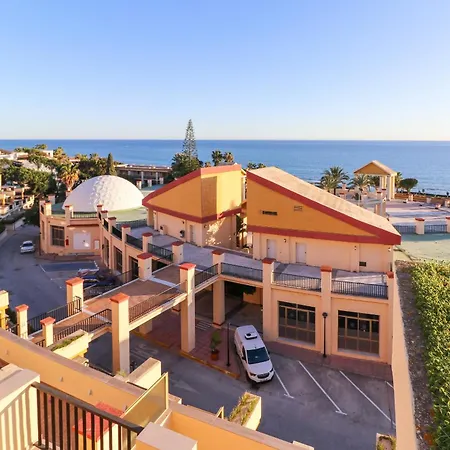 Romana Playa By The Apartament